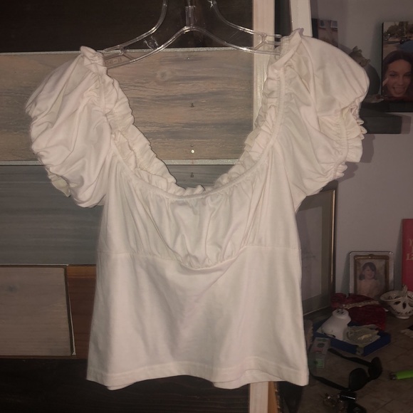 White Ruffel Shein Cropped Top - Picture 6 of 11